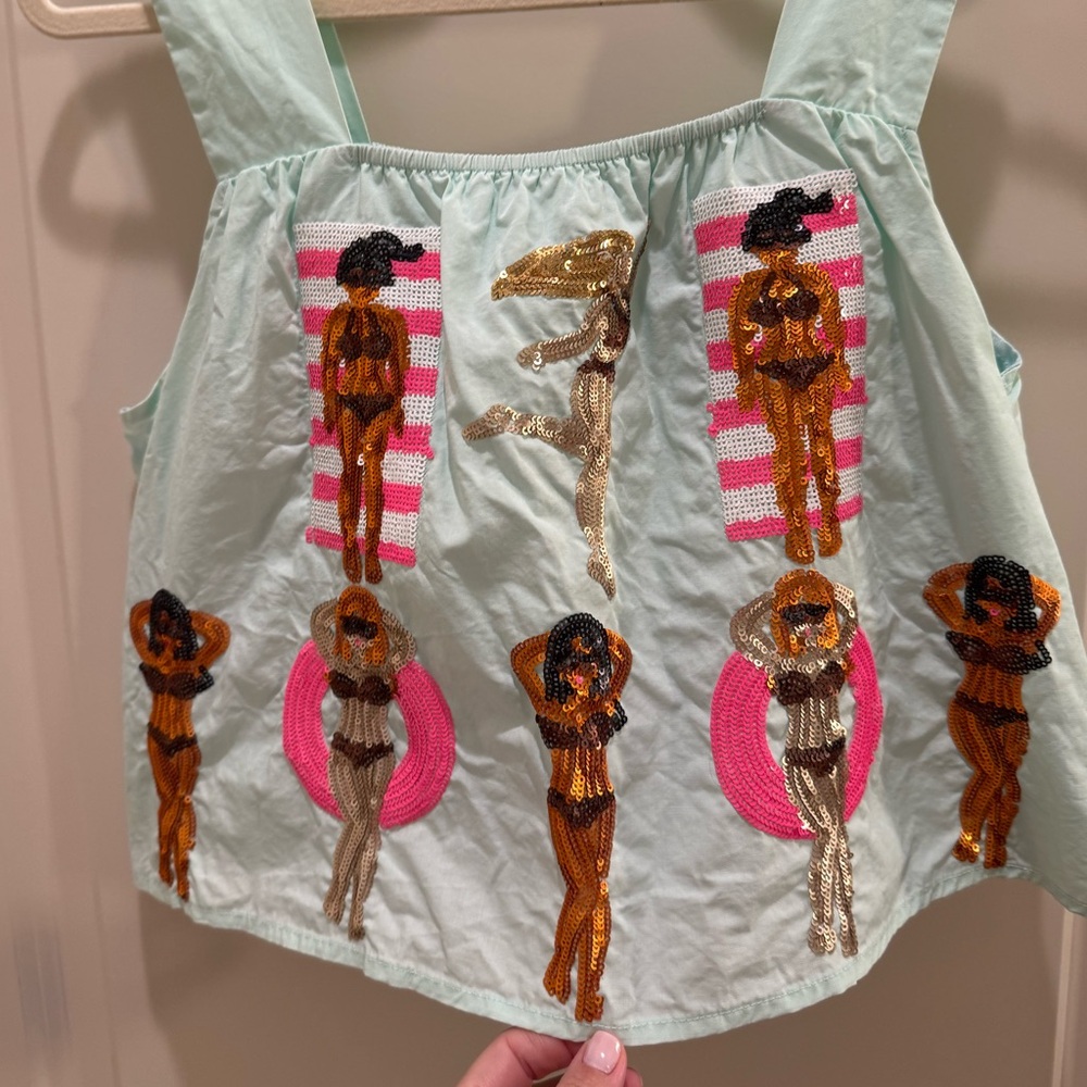 QUEEN OF SPARKLES Multicolor Graphic Tank Top - Picture 3 of 4